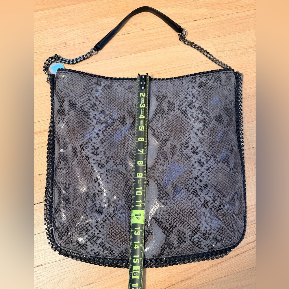 Stella McCartney Snake-Embossed Chain Shoulder Bag - Black - Picture 7 of 9